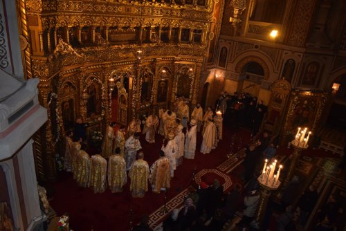 Sărbătoarea ocrotitorilor spirituali ai Catedralei Mitropolitane din Timișoara Poza 243339