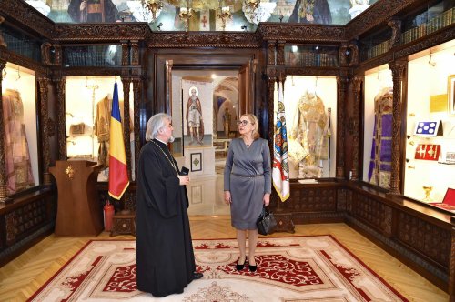 Ambasadorul Georgiei la București în vizită la Patriarhia Română Poza 243409