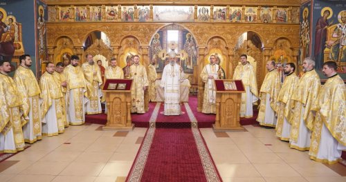Hramul Facultății de Teologie Ortodoxă din Alba Iulia Poza 243374