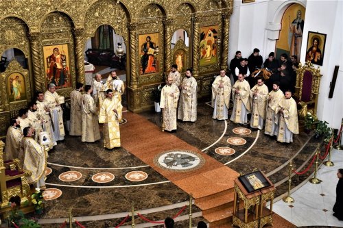 Teologii din Caransebeș și‑au cinstit ocrotitorii Poza 243389