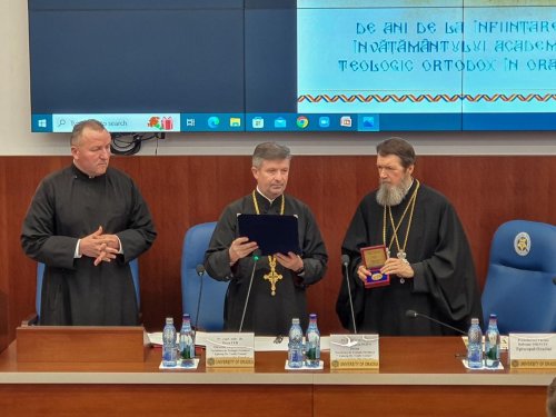 Centenarul învățământului teologic ortodox academic din Oradea Poza 243479