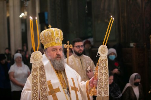 Praznicul Întâmpinării Domnului la Catedrala Patriarhală Poza 243510