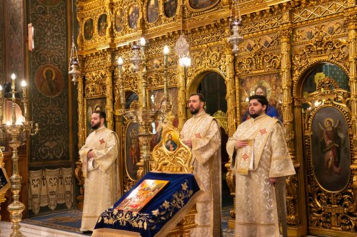 Praznicul Întâmpinării Domnului la Catedrala Patriarhală Poza 243548