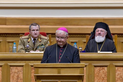 Conferință internațională a capelanilor militari la Palatul Patriarhiei Poza 244042