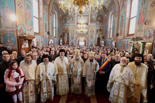 Liturghie arhierească la Catedrala Episcopală „Sfânta Treime” Poza 243935