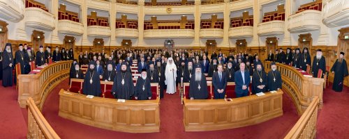 Lucrările Adunării Naționale Bisericeşti în Palatul Patriarhiei