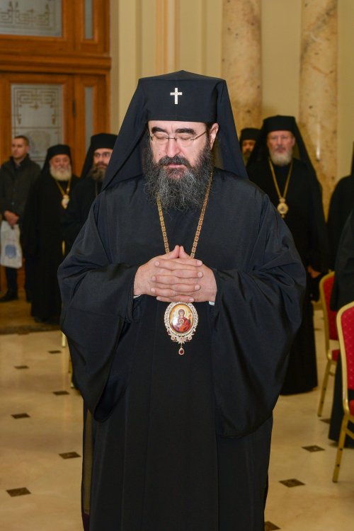 A fost ales un nou Arhiereu-vicar pentru Eparhia Devei și Hunedoarei Poza 244334