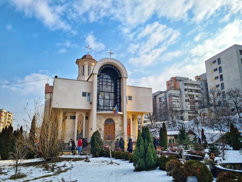 Slujire arhierească la Biserica „Sfântul Apostol Toma” din Cluj-Napoca Poza 244610