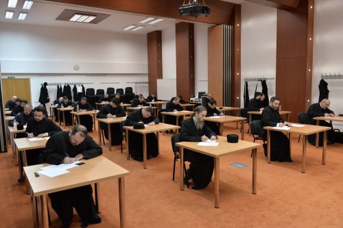 O nouă sesiune a examenului de selecționare în Arhiepiscopia Bucureștilor Poza 244716