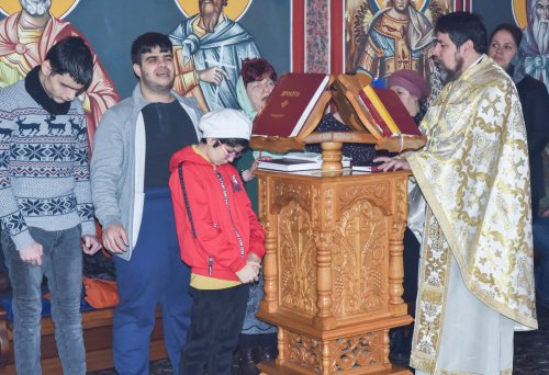 Paraclisul „Sfântul Ierarh Meletie” din Buzău și‑a sărbătorit ocrotitorul Poza 244749