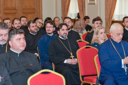 Întrunirea Casei de Ajutor Reciproc a Eparhiei Bucureștilor Poza 244941