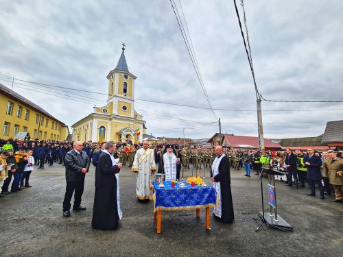 Sfințirea Monumentului Eroilor din Sebiș, Bistriţa‑Năsaud Poza 245131