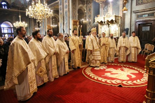 Slujire a Preasfințitului Părinte Ioan Casian la Catedrala Mitropolitană din Iași Poza 245147