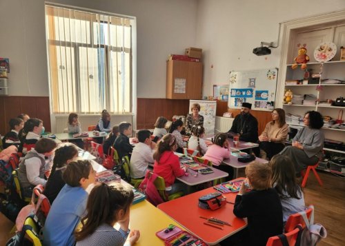 Ziua Națională a Lecturii la școli din Râmnicu Vâlcea Poza 245297