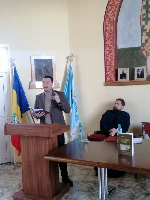 Conferinţă comemorativă a preotului martir Aurel Munteanu la Huedin Poza 245366