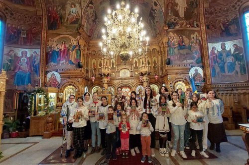 Atelierele bucuriei la Biserica „Buna Vestire”-Belu din București Poza 245454