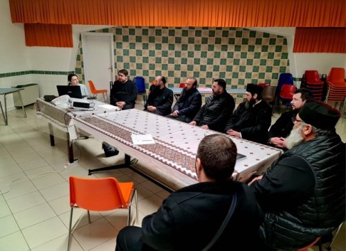 Întâlnire a preoților români din Protopopiatul Lazio I Poza 245488