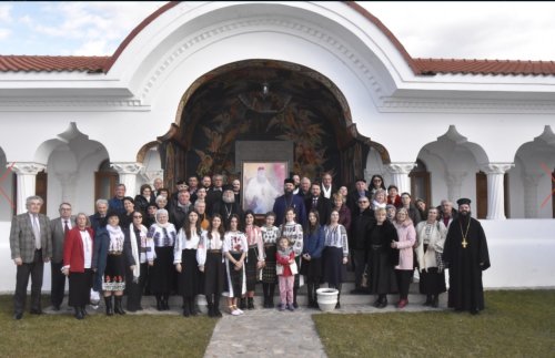 Simpozion dedicat Patriarhului  Justinian Marina în satul său natal Poza 245471