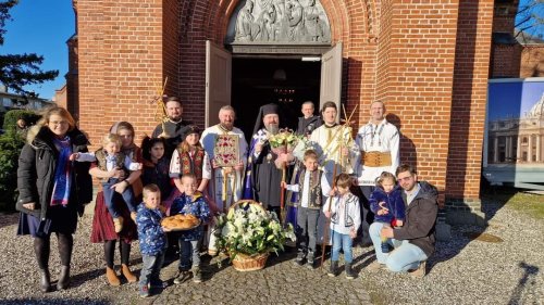 Slujiri misionare la parohii românești din Danemarca Poza 245831