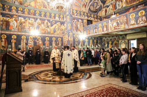 10 ani de la înființarea Asociației Tinerilor Creștini Ortodocşi Români (ATCOR) Cluj Poza 245931