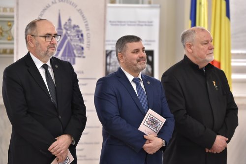 Expoziţia-atelier „Patrimoniul imaterial UNESCO din România şi Republica Moldova”, la Palatul Parlamentului Poza 245983