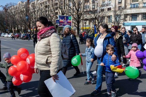 Marșul „Viitorul este pro‑viață” în București  Poza 246084