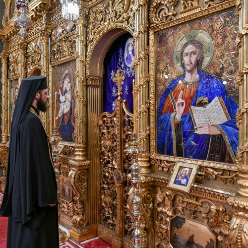 Ultima parte a Canonului cel Mare la Catedrala Patriarhală Poza 246147