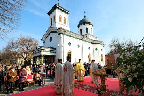 Duminica Ortodoxiei la Biserica Icoanei din Capitală Poza 246276