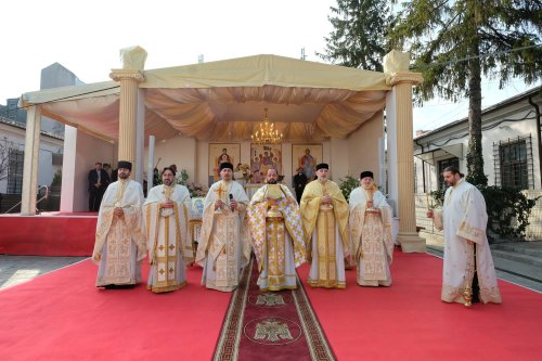 Duminica Ortodoxiei la Biserica Icoanei din Capitală Poza 246282