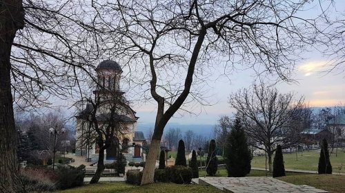 Mănăstirea Antim-Troianu întregește viața monahală a Râmnicului Poza 246908