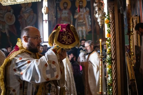 Popas duhovnicesc la biserica Sfântului Grigorie Palama din București Poza 247080
