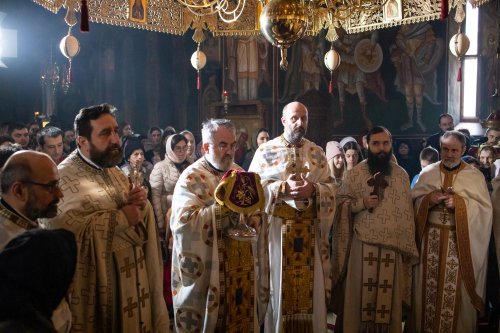 Popas duhovnicesc la biserica Sfântului Grigorie Palama din București Poza 247081