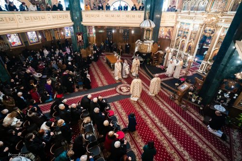 Popas duhovnicesc la Biserica „Buna Vestire” - Catedrala mică din Târgu Mureș Poza 247141