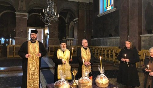 Arhiepiscopul Aradului a pomenit deținuții politici anticomuniști Poza 247267