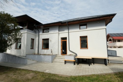 Inaugurarea unui centru social pentru vârstnici în orașul Ploiești Poza 247598