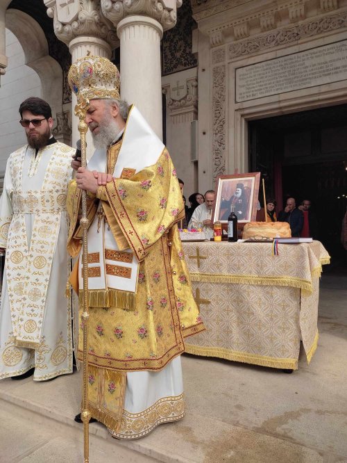 Rugăciune și recunoștință la un veac de la adormirea Episcopului Nifon Niculescu Poza 247635
