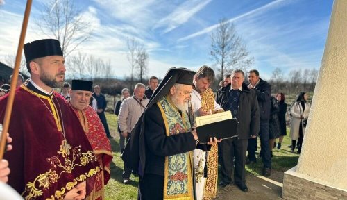 Înnoirea bisericii parohiale din Mânerău Poza 247714