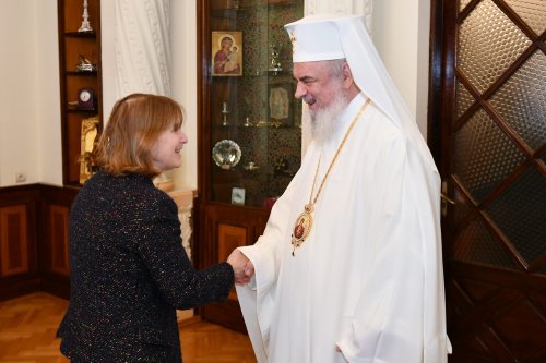 Ambasadorul Statelor Unite ale Americii la Bucureşti, în vizită de prezentare la Patriarhia Română Poza 247826