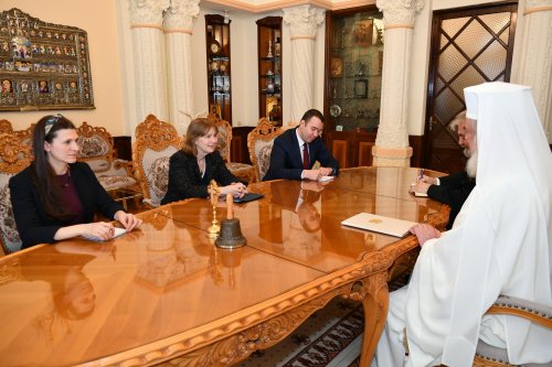 Ambasadorul Statelor Unite ale Americii la Bucureşti, în vizită de prezentare la Patriarhia Română Poza 247830