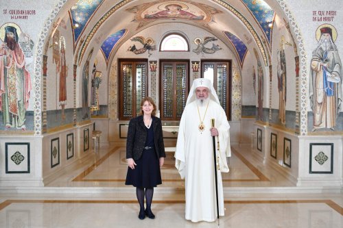 Ambasadorul Statelor Unite ale Americii la Bucureşti, în vizită de prezentare la Patriarhia Română Poza 247843