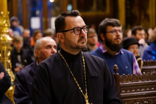 Episcopul Hușilor a conferențiat la Biserica Domnița Bălașa din Capitală Poza 248037