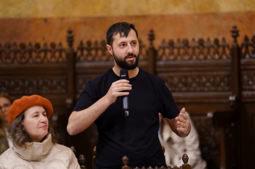 Episcopul Hușilor a conferențiat la Biserica Domnița Bălașa din Capitală Poza 248099