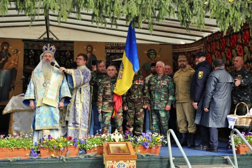 Aniversarea a 105 ani de la Unirea Basarabiei cu România la Biserica din Bârnova Poza 248522
