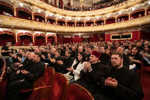 Conferința „Eros, Logos & Agape” la Teatrul Regina Maria din Oradea Poza 248515