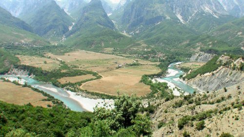 Ultimul râu „sălbatic”  din Europa Poza 248593