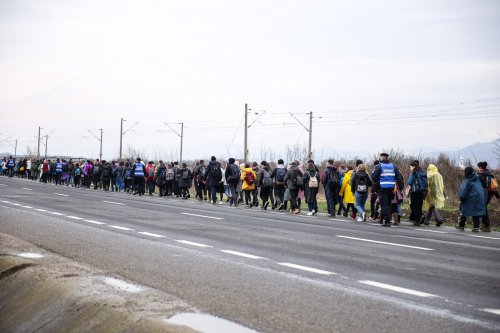 Pelerinaj al tinerilor de la Iclod la Mănăstirea Nicula Poza 249030