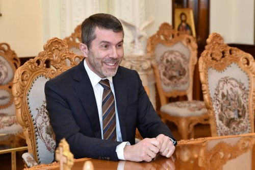 Ambasadorul Portugaliei la București, în vizită la Patriarhia Română Poza 249288
