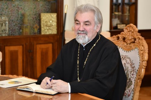 Ambasadorul Portugaliei la București, în vizită la Patriarhia Română Poza 249289