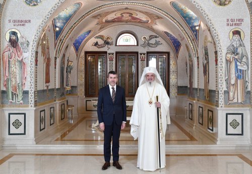 Ambasadorul Portugaliei la București, în vizită la Patriarhia Română Poza 249294