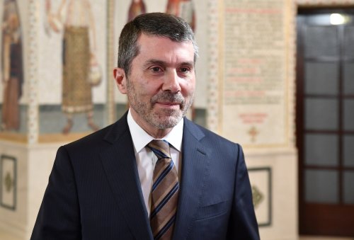 Ambasadorul Portugaliei la București, în vizită la Patriarhia Română Poza 249295